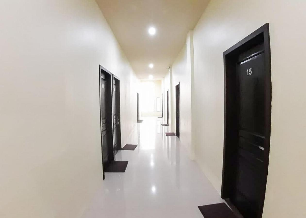 Reddoorz Syariah Near Transmart Jambi 2 Hotel Paalmerah Exterior photo