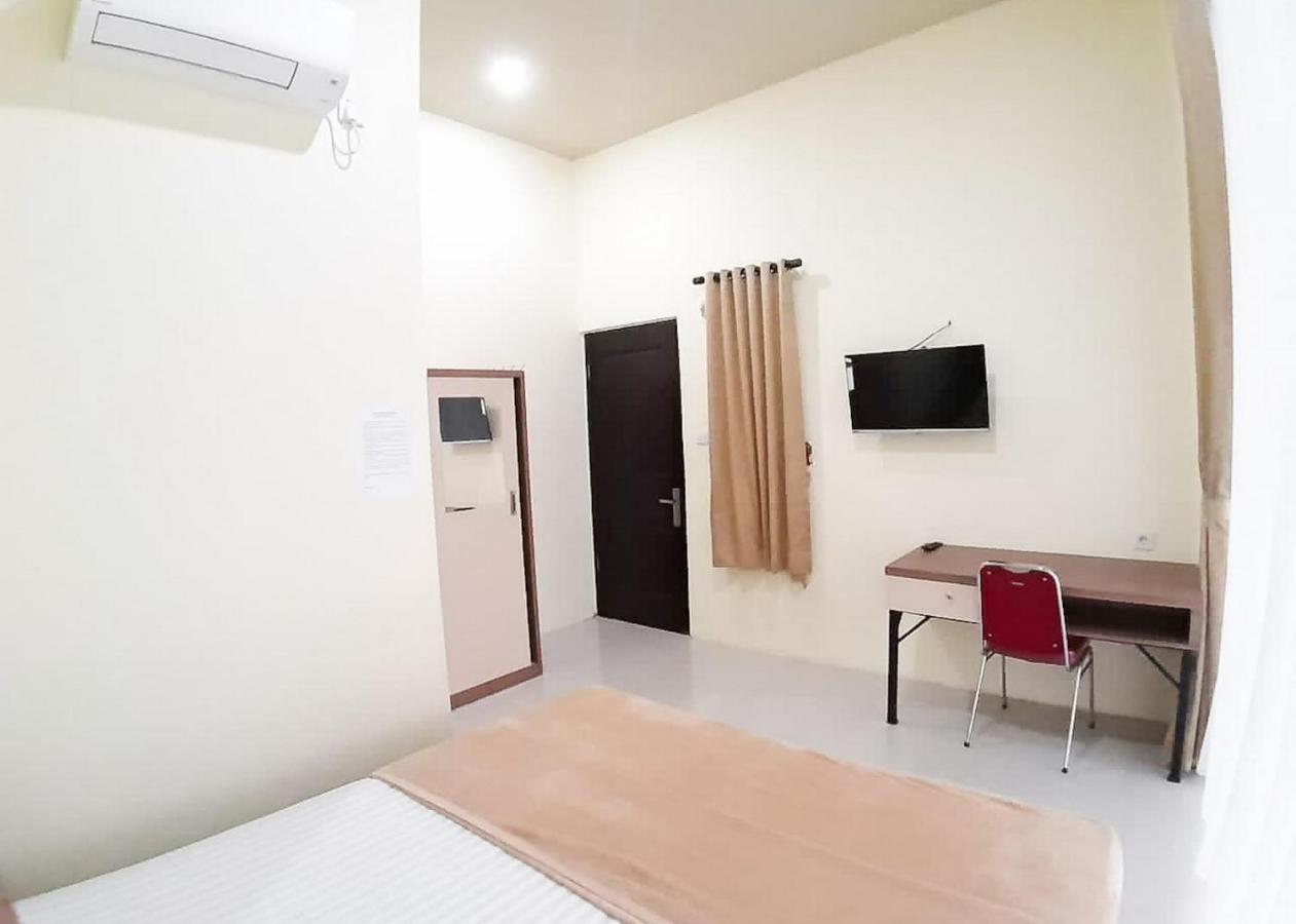 Reddoorz Syariah Near Transmart Jambi 2 Hotel Paalmerah Exterior photo